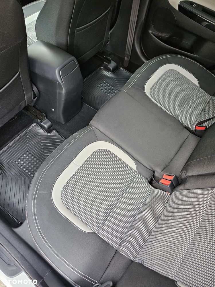 Kia Ceed 1.6 CRDi M DCT - 7