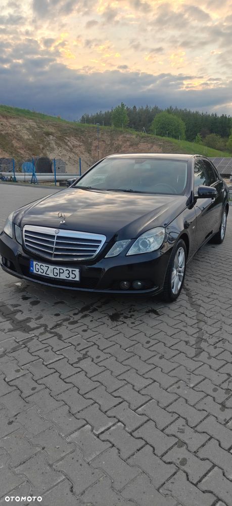 Mercedes-Benz Klasa E 220 CDI BlueEff - 2