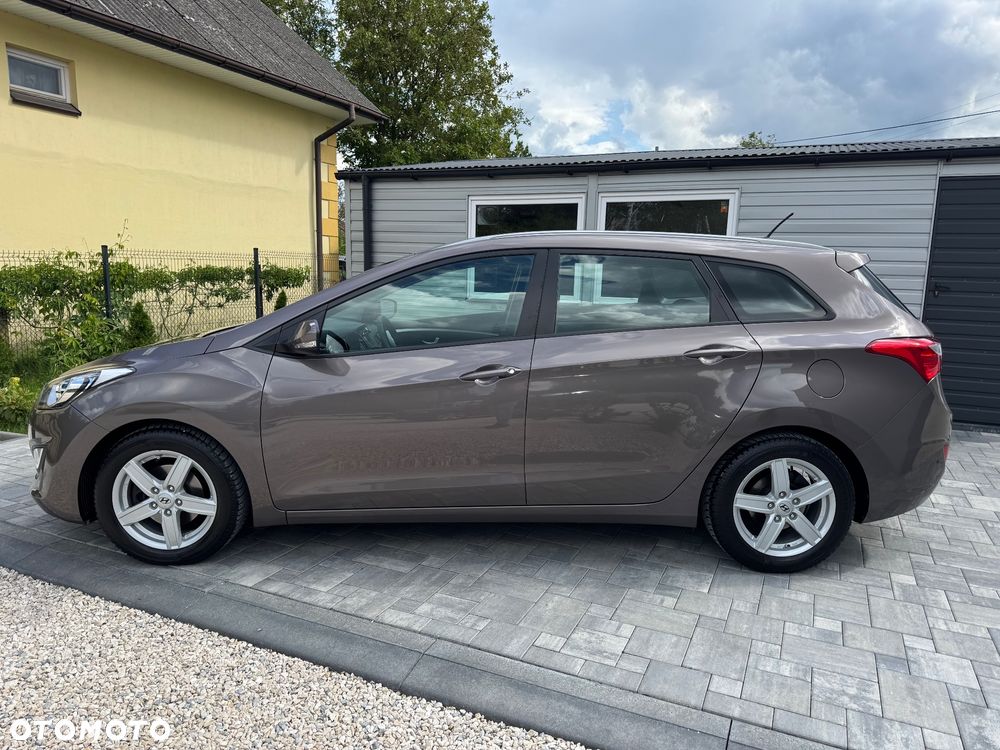 Hyundai i30 1.6 GDI Premium - 14