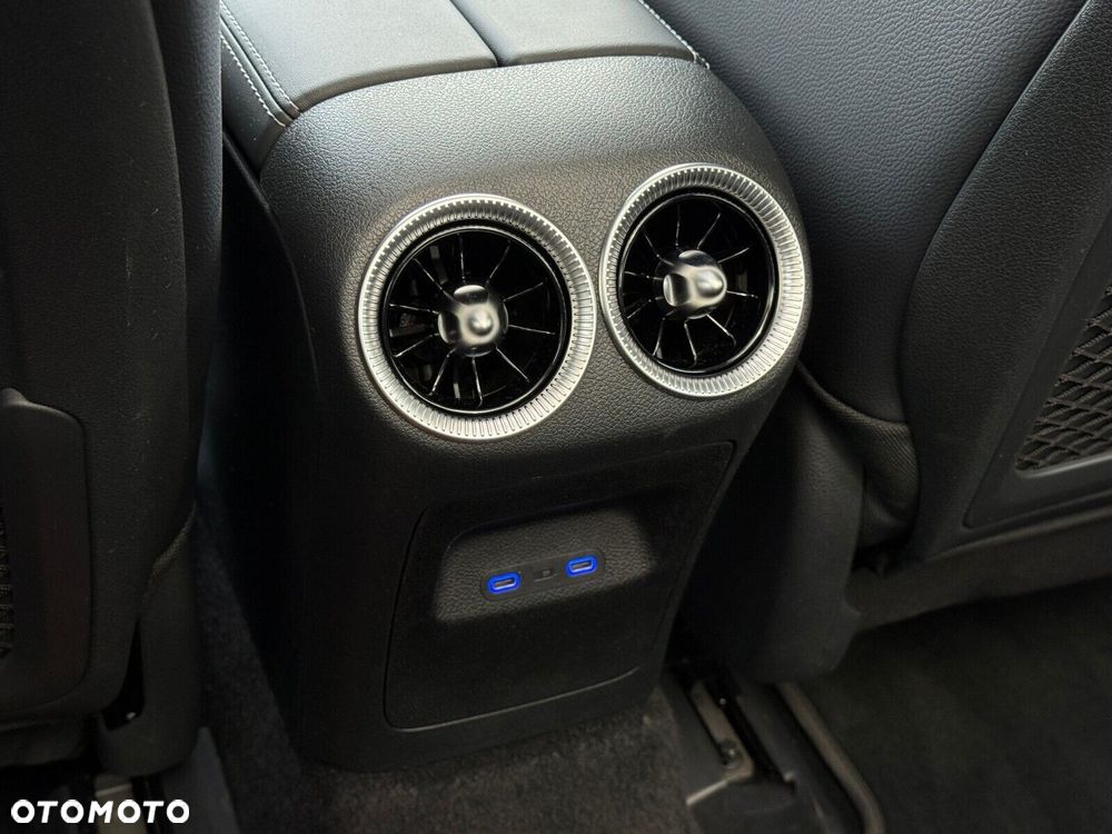 Mercedes-Benz CLA 200 mHEV 8G-DCT - 29