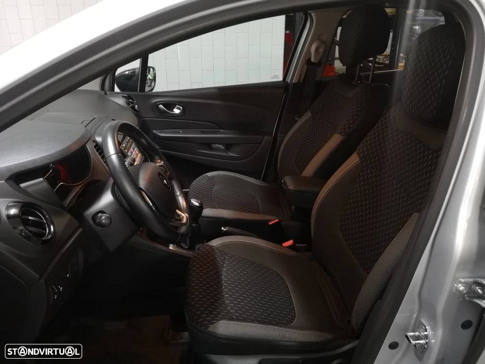 Renault Captur 1.5 dCi Exclusive - 16