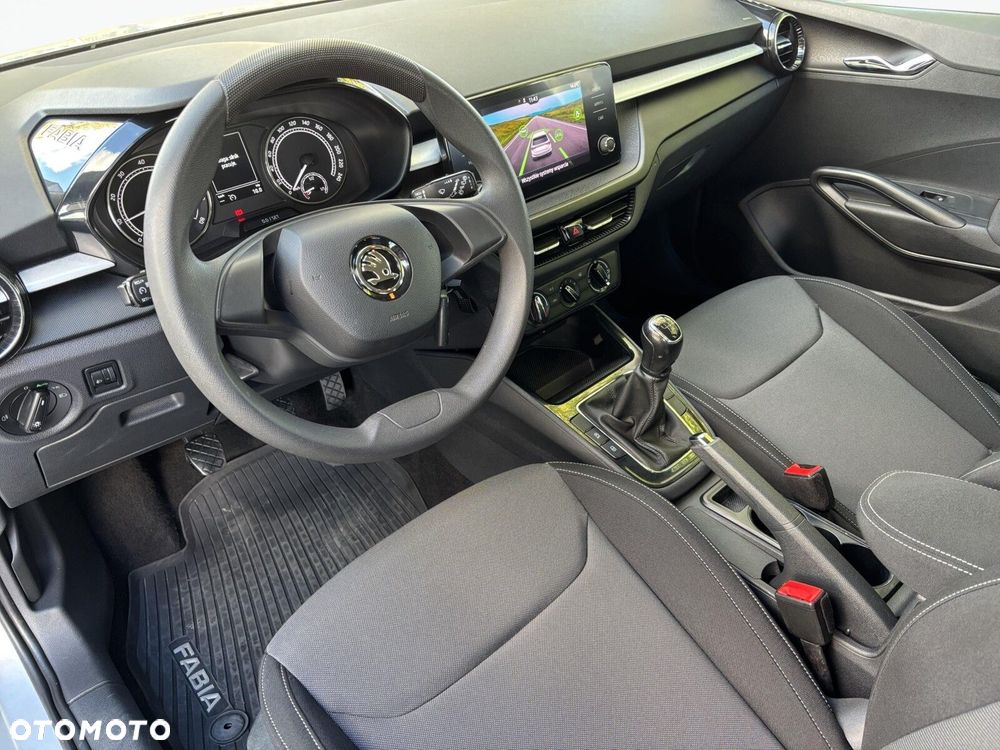 Skoda Fabia 1.0 TSI Ambition - 11