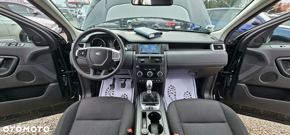 Land Rover Discovery Sport - 35