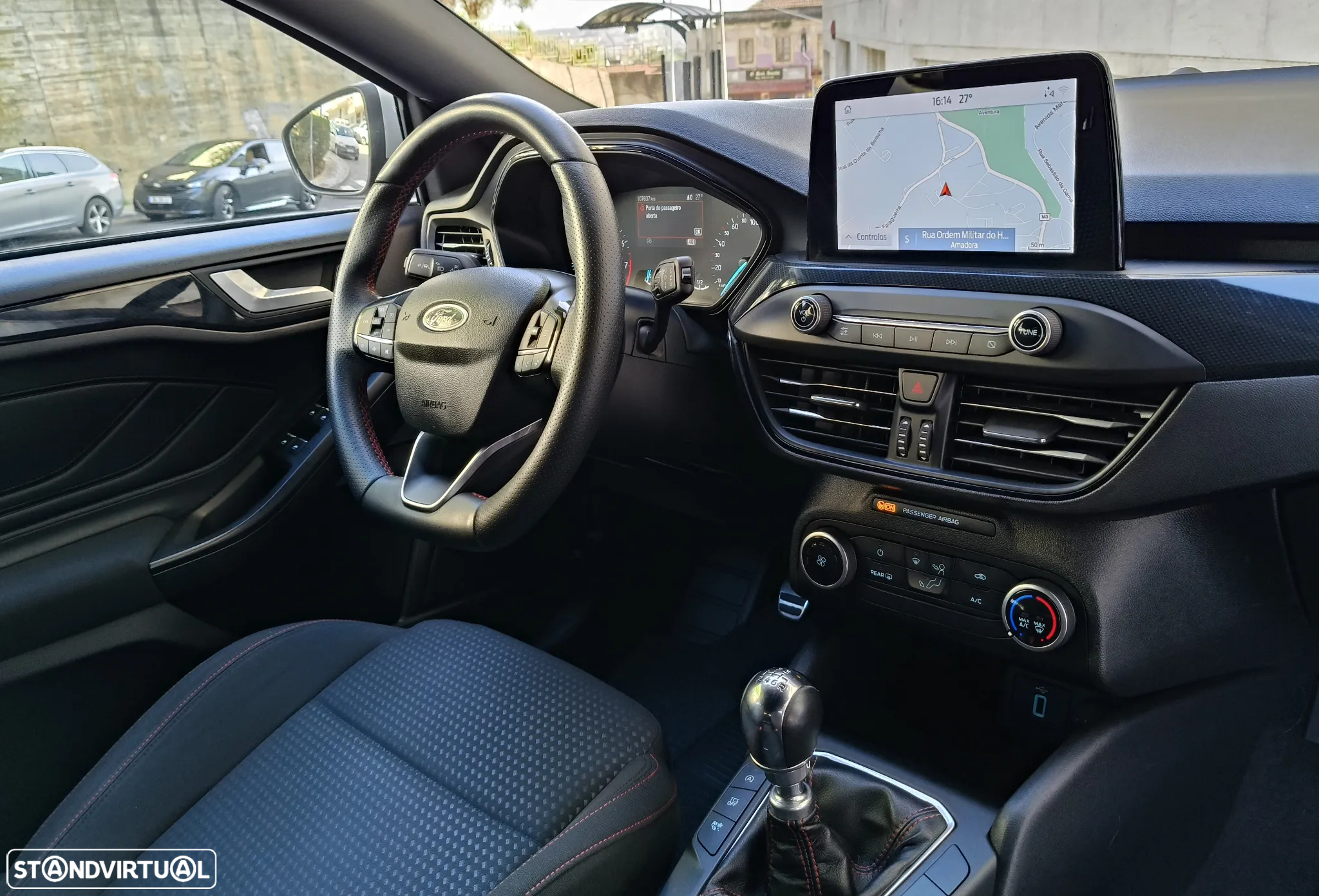 Ford Focus SW 1.0 EcoBoost ST-Line - 18