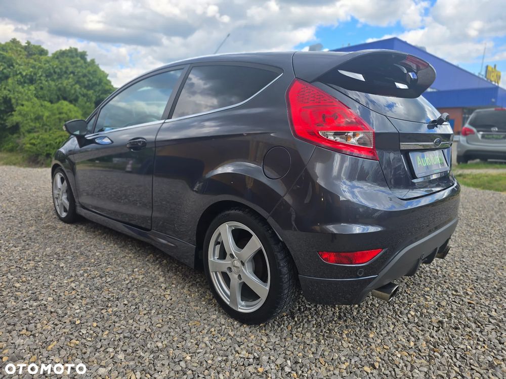 Ford Fiesta - 3