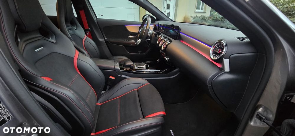Mercedes-Benz Klasa A 35 AMG 4-Matic 7G-DCT - 36