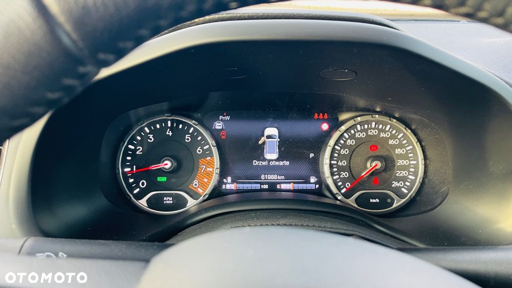 Jeep Renegade 1.5 T4 mHEV Longitude FWD S&S DCT - 11