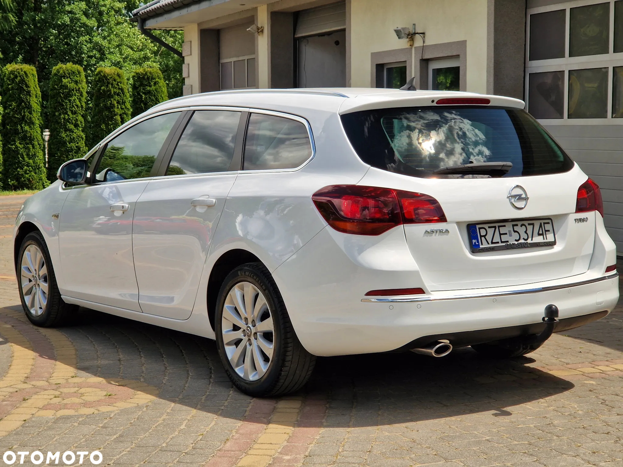 Opel Astra 1.4 Turbo Cosmo - 11