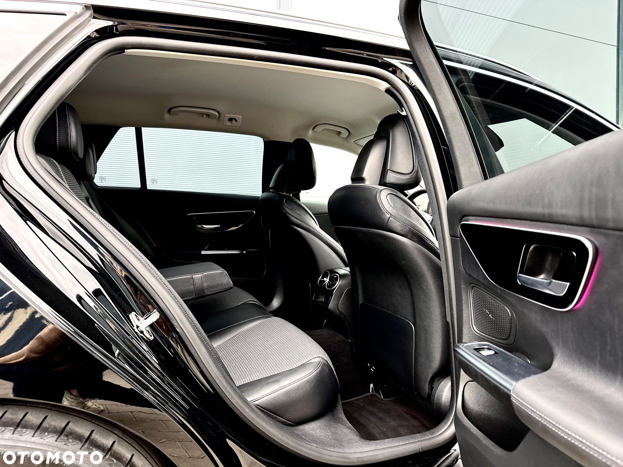 Mercedes-Benz Klasa C 220 d T 9G-TRONIC Avantgarde - 31