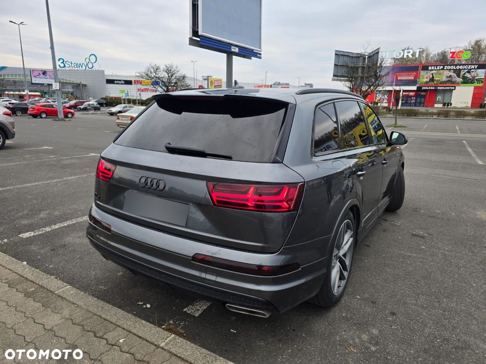 Audi Q7 50 TDI mHEV Quattro S Line Tiptr - 6