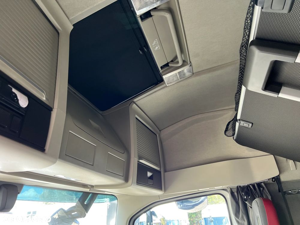 Volvo FH 500 2 ZBIORNIKI/2 ŁÓŻKA/KLIMA POSTOJOWA - 22