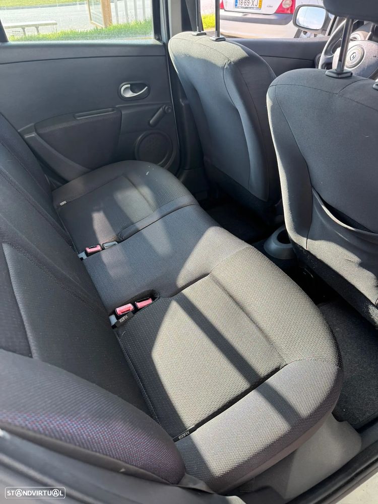 Renault Clio Storia 1.2 16V Confort - 5