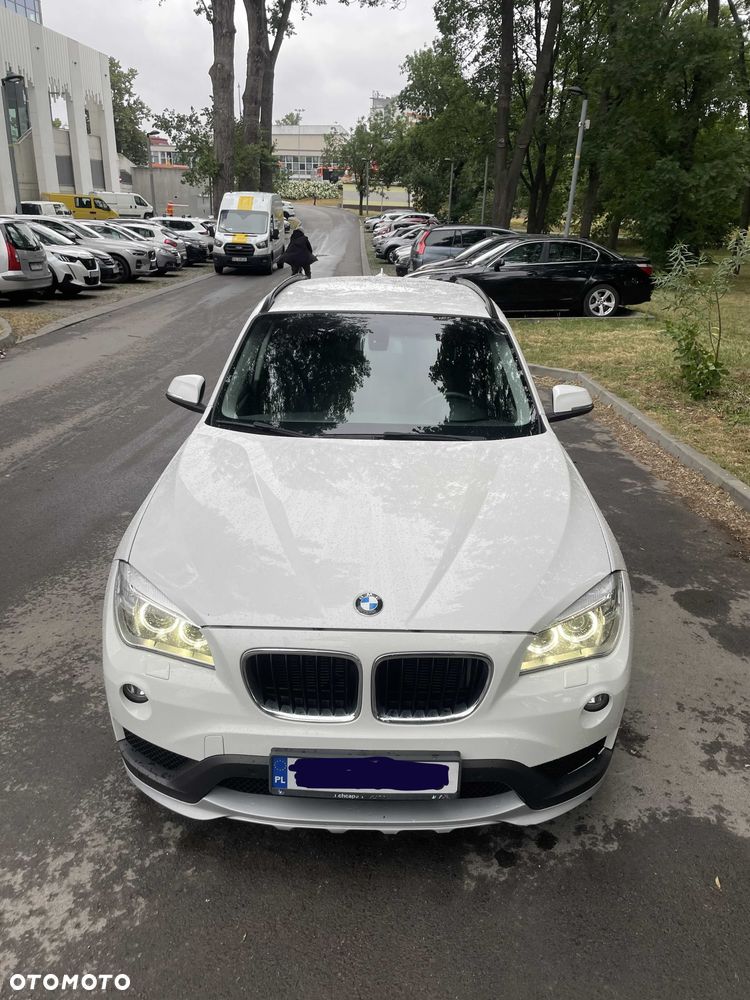 BMW X1 xDrive18d - 16