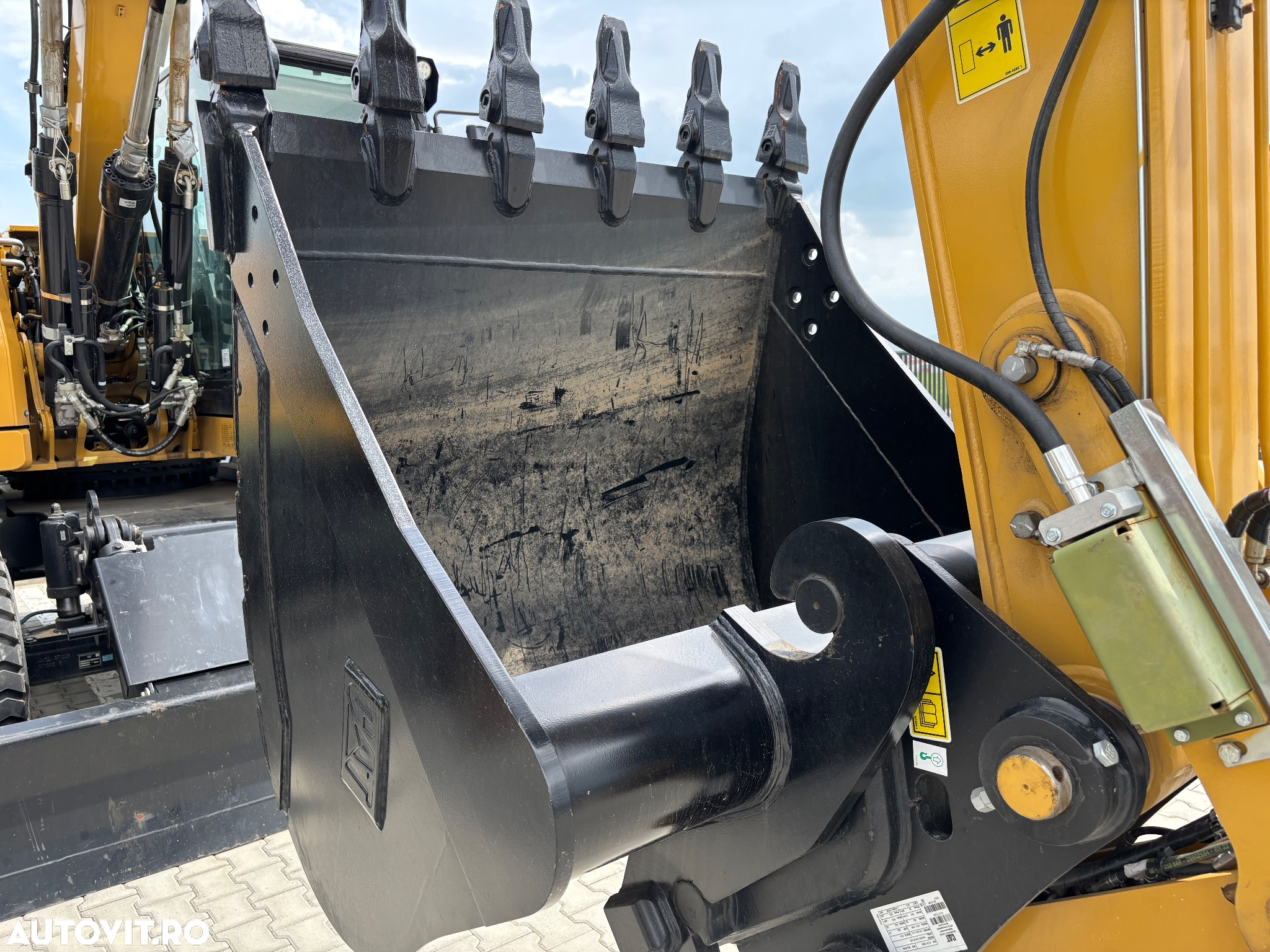 Cat M314, an 2023, utilaj nou/nefolosit, echipat cu sistem de ghidare 3D Trimble din fabrica - 12