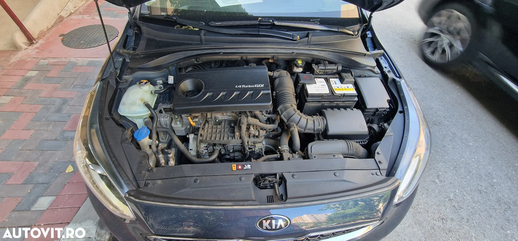 Kia Ceed 1.4 T-GDI Best - 10