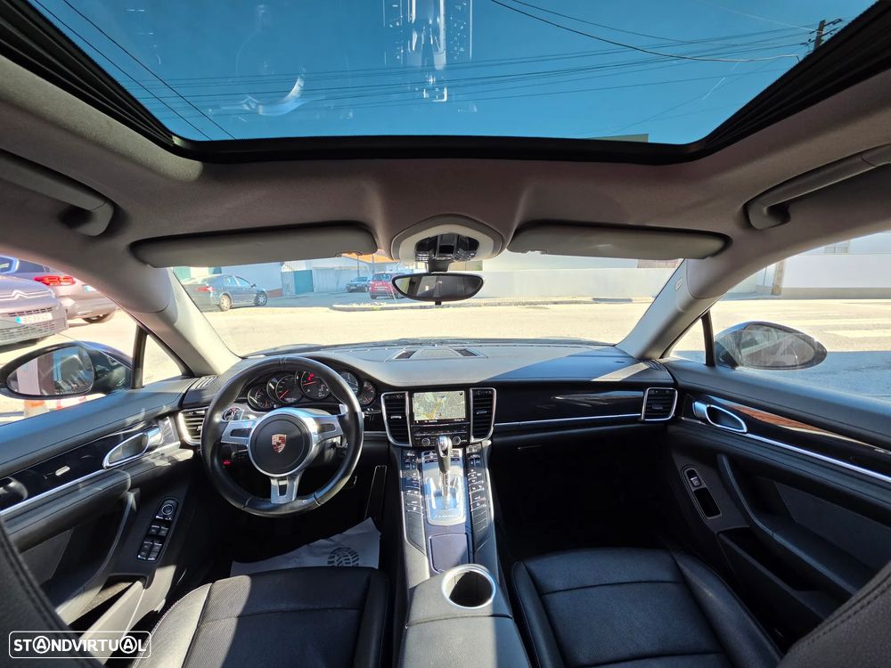 Porsche Panamera 3.0 V6 - 24