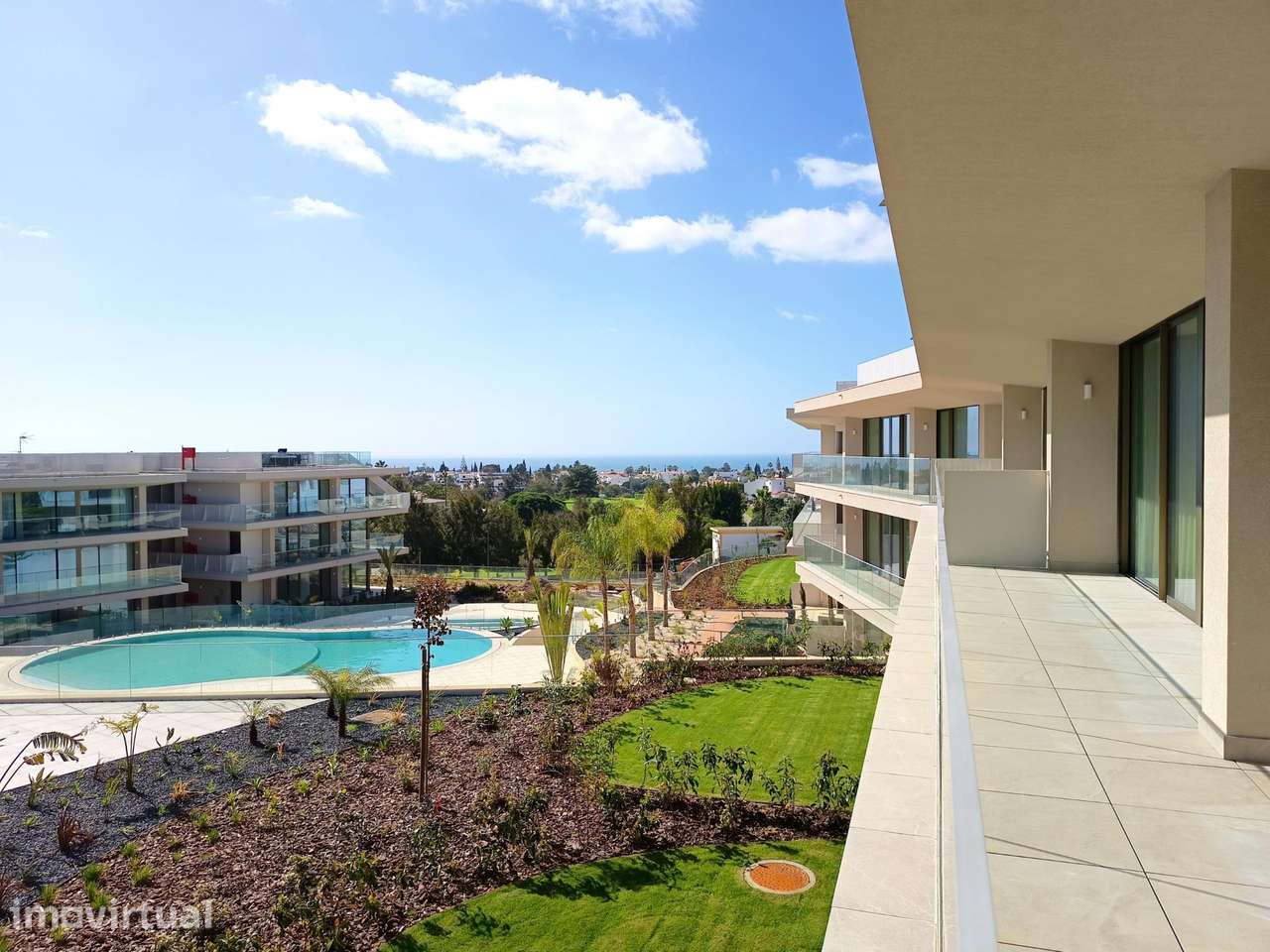 Penthouse T4 em Carvoeiro: Exclusividade, Luxo e Vista Panorâmica... - Grande imagem: 2/16