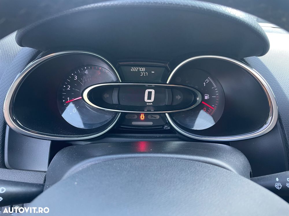 Renault Clio - 29