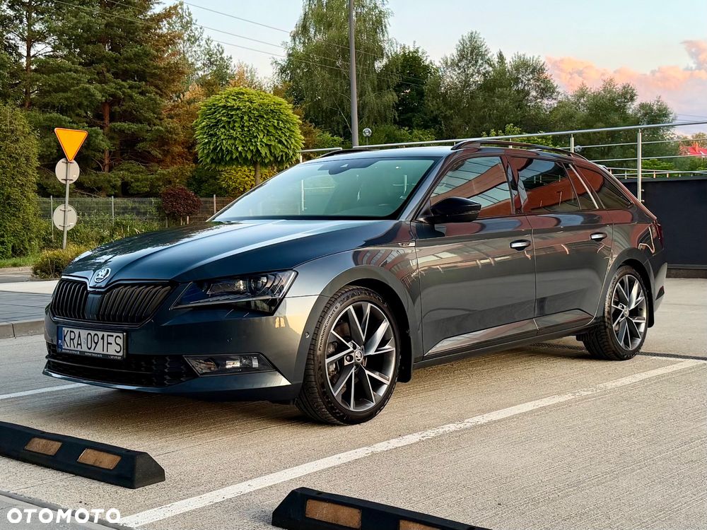 Skoda Superb 2.0 TDI Sportline DSG - 14