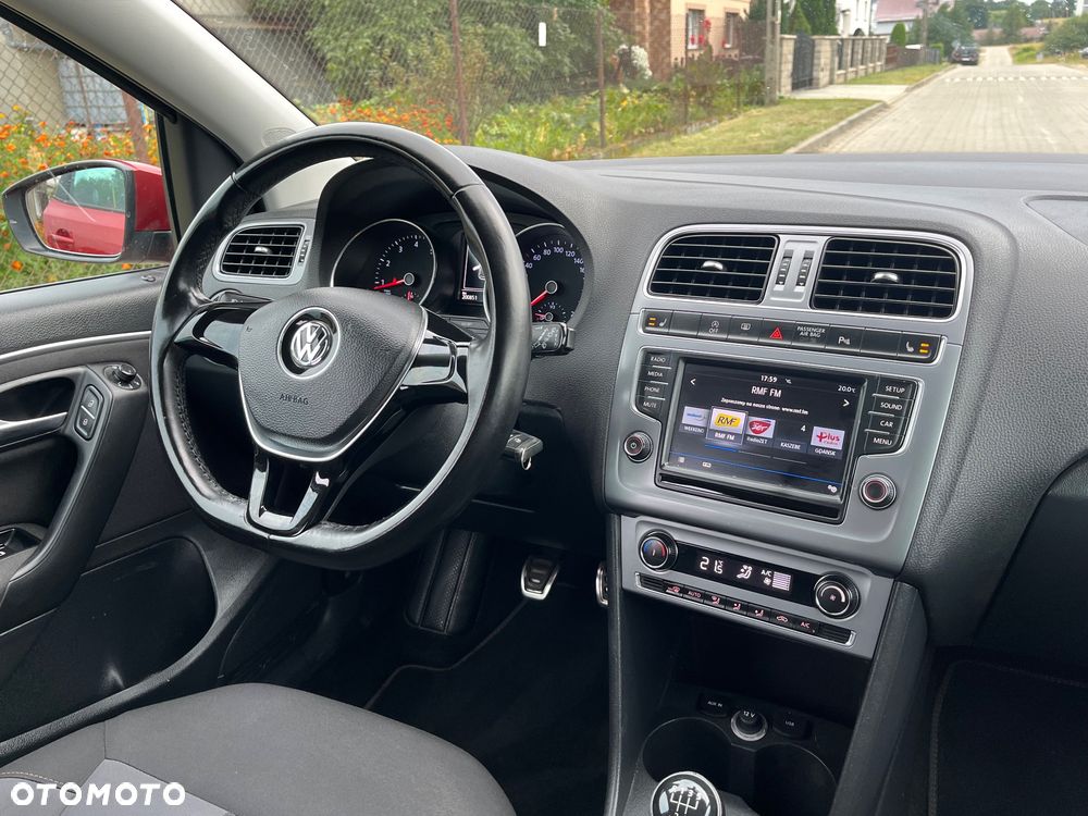 Volkswagen Polo 1.2 TSI Blue Motion Technology Allstar - 25