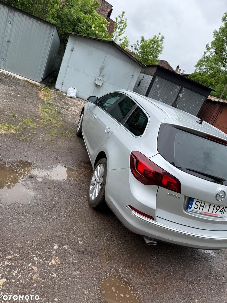 Opel Astra 1.4 Turbo Cosmo - 6