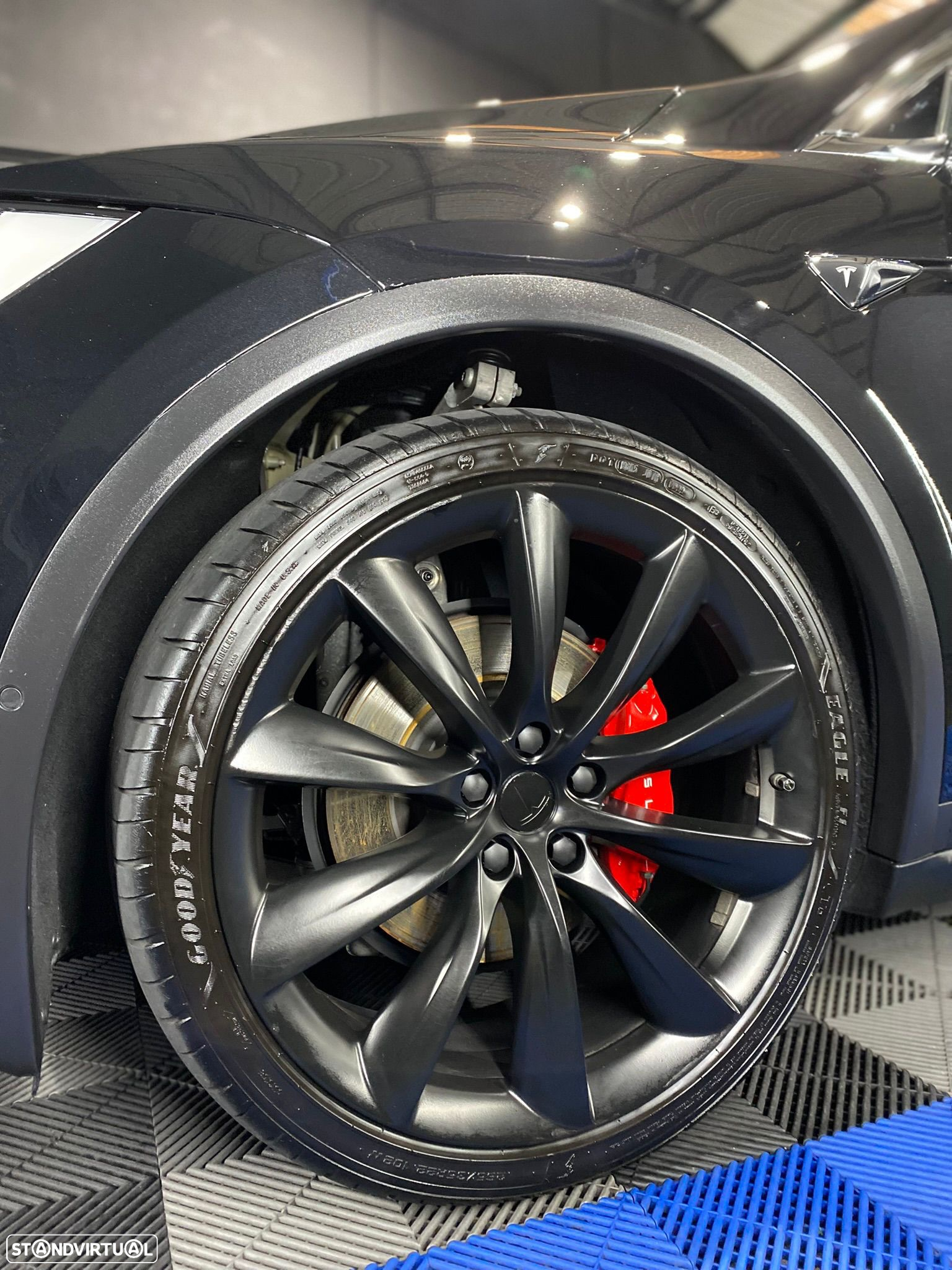 Tesla Model X 100D - 7