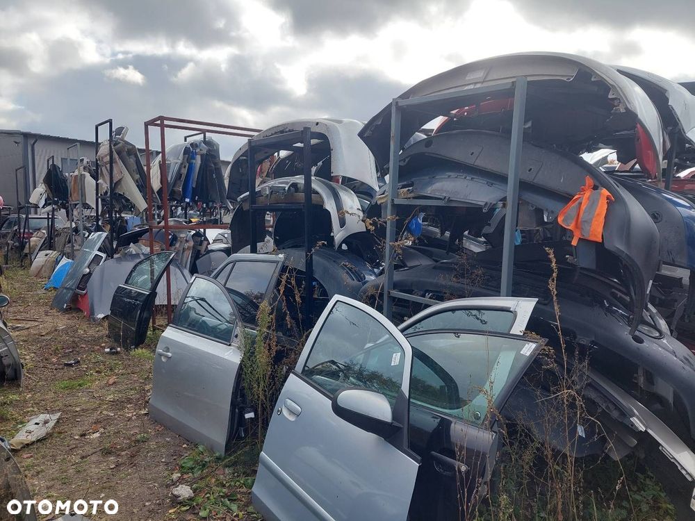 KOMPLETNY PRZÓD MASKA ZDERZAK BŁOTNIKI LAMPY PAS FIAT PUNTO II 601 - 18