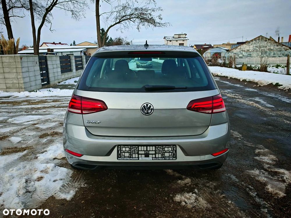 Volkswagen Golf 1.0 TSI OPF Comfortline - 2