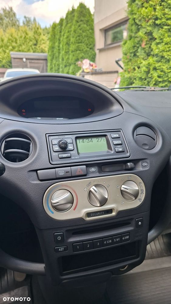Toyota Yaris 1.3 Luna - 14