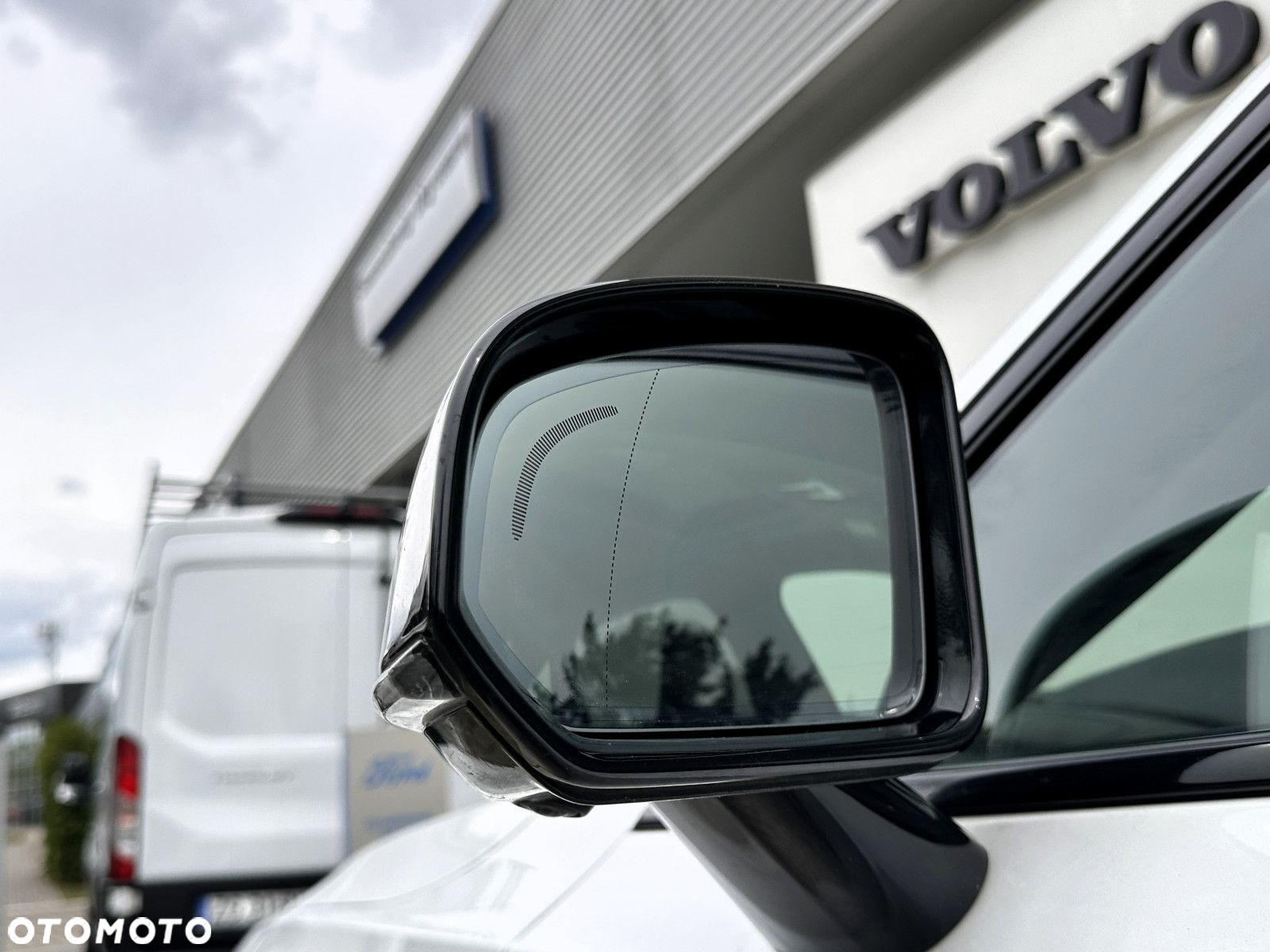 Volvo S90 - 11
