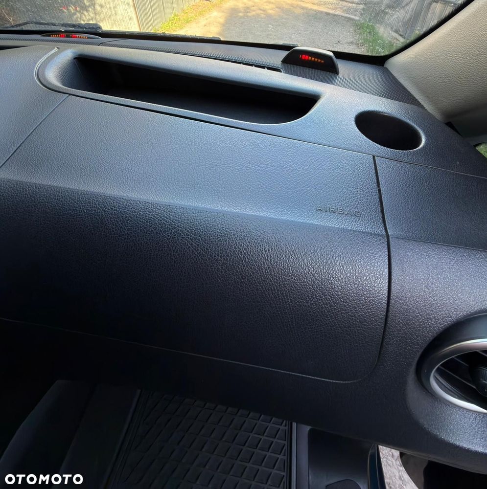 Mercedes-Benz Vito CDI Mixto 447.703 - 9