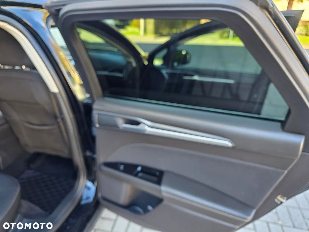 Ford Mondeo 2.0 TDCi Titanium - 20