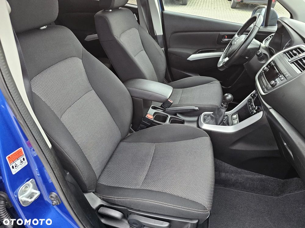 Suzuki SX4 S-Cross 1.6 VVT 4x2 Comfort - 24