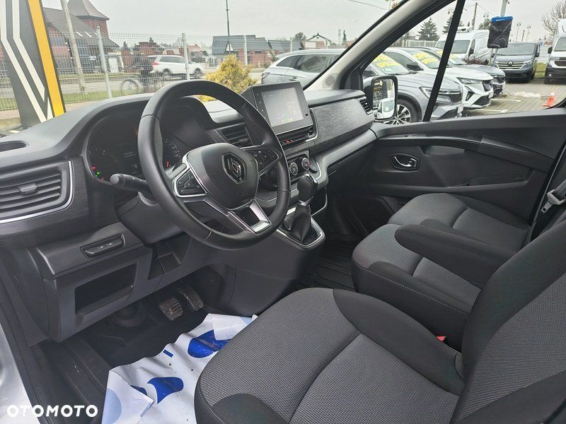 Renault Trafic - 12