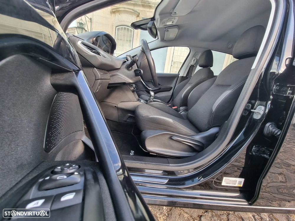 Peugeot 208 1.6 BlueHDi Style - 7