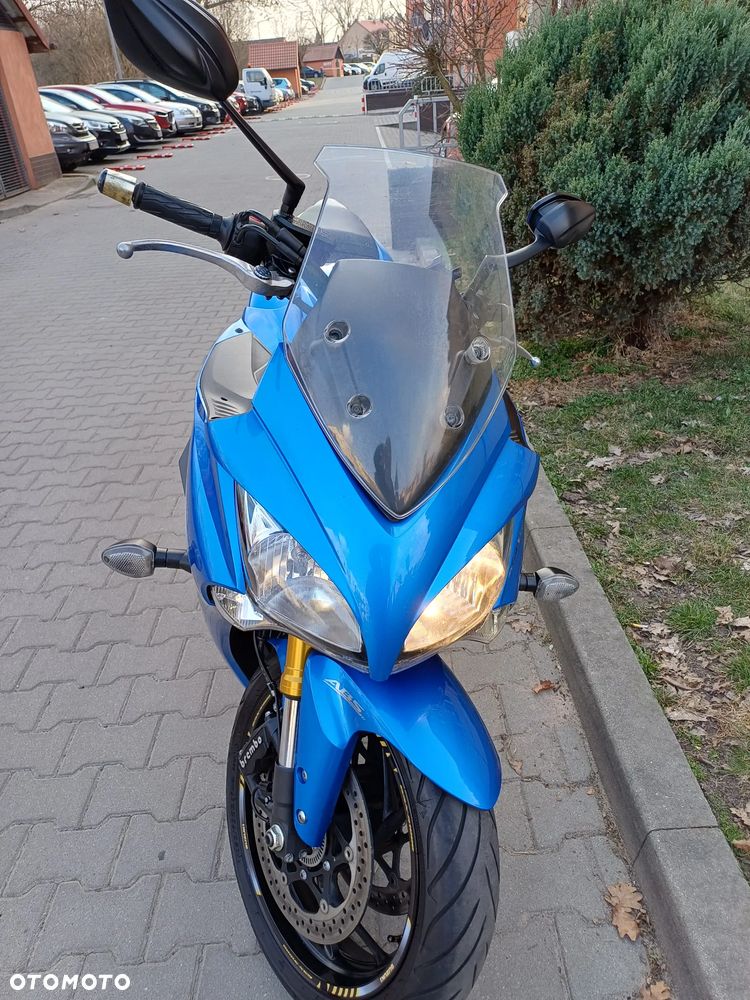 Suzuki GSX 1000 - 10