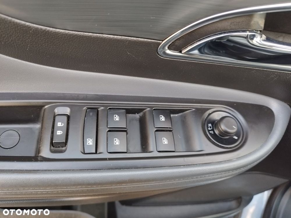 Opel Mokka 1.4 Turbo ecoFLEX Start/Stop 4x4 Color Innovation - 24