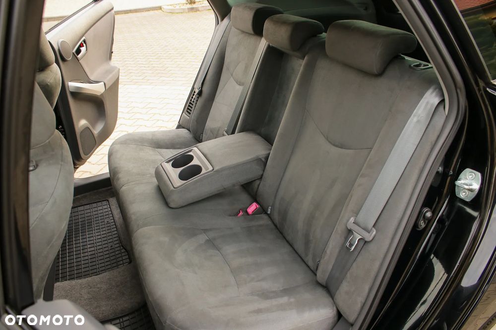 Toyota Prius (Hybrid) Executive - 28