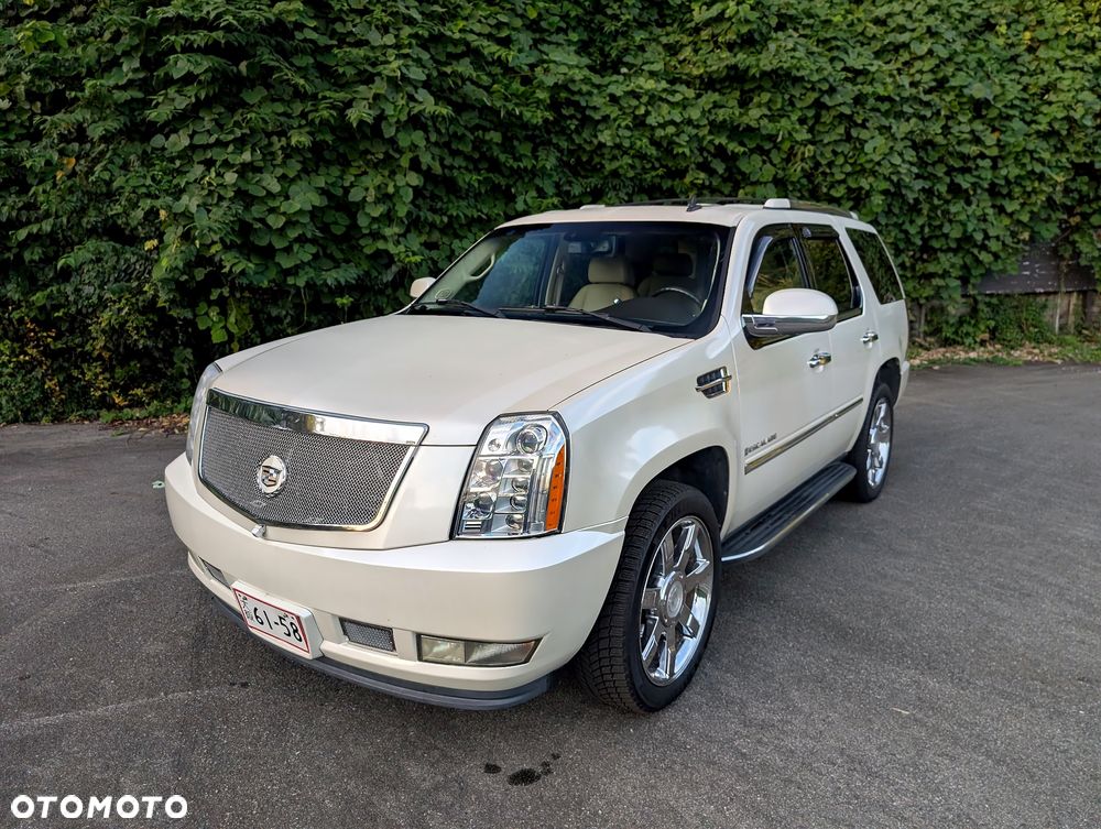 Cadillac Escalade 6.2 V8 Sport Luxury - 2