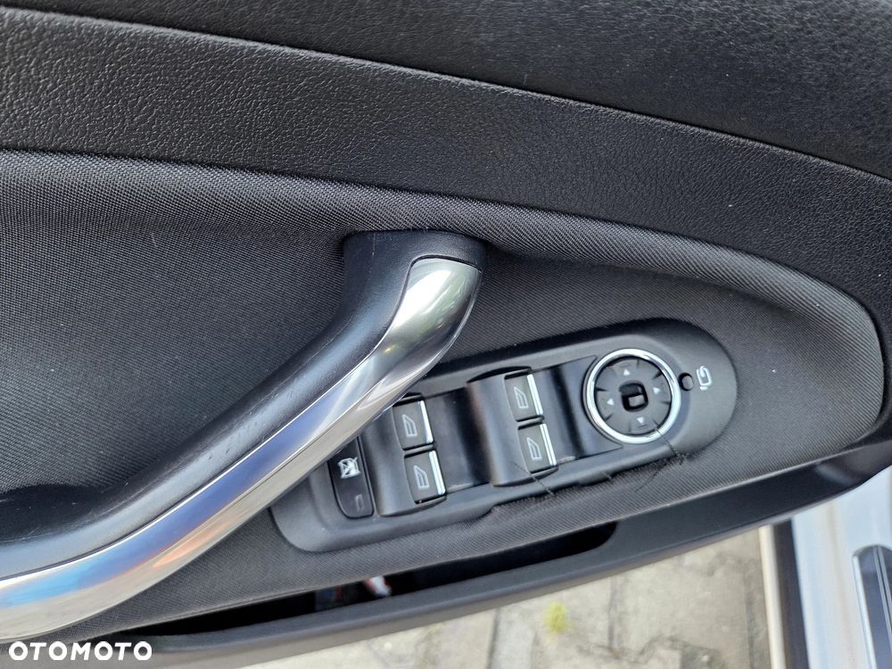 Ford Mondeo - 19