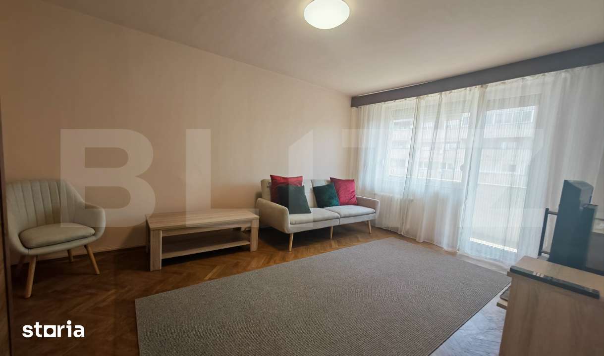 Apartament 3 camere decomandat, etaj intermediar, zona Magheru — fotografia 1