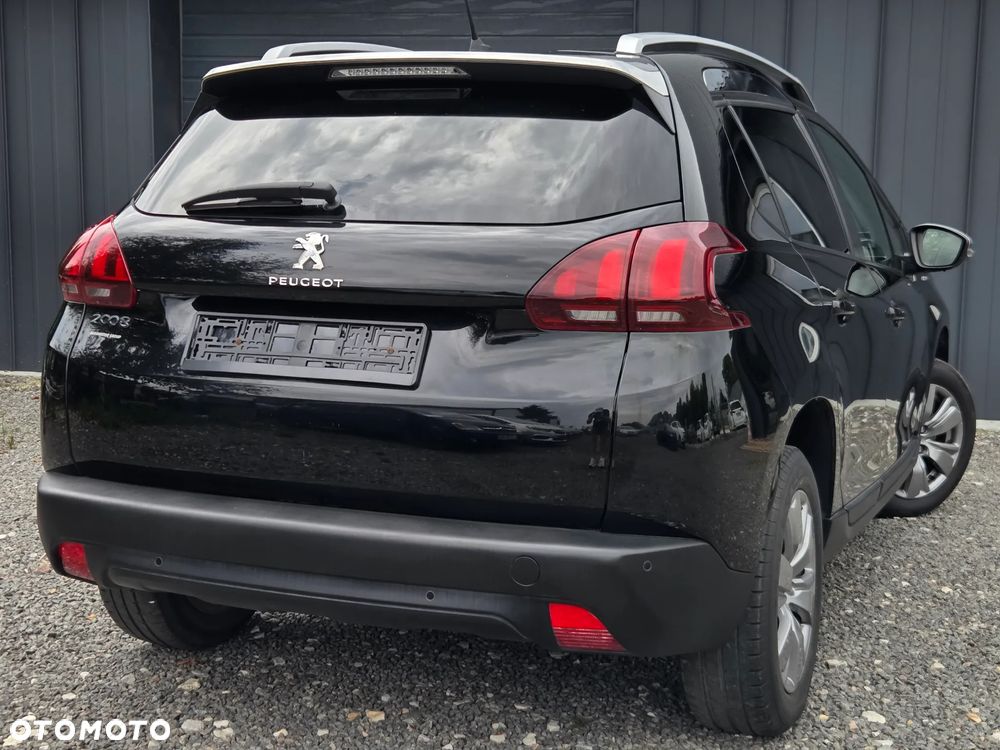 Peugeot 2008 1.2 Pure Tech Active S&S - 14