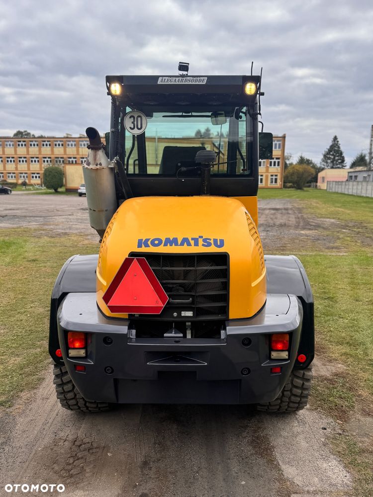 Komatsu WA100M-6 - 4
