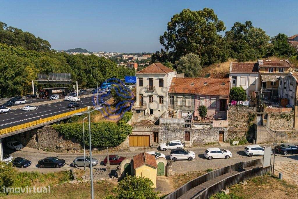 Prédio para Reabilitação com Projeto Aprovado | Campanhã | Vista Lago - Grande imagem: 3/26