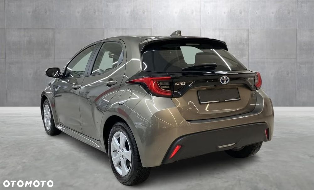 Toyota Yaris Hybrid 1.5 Active - 3