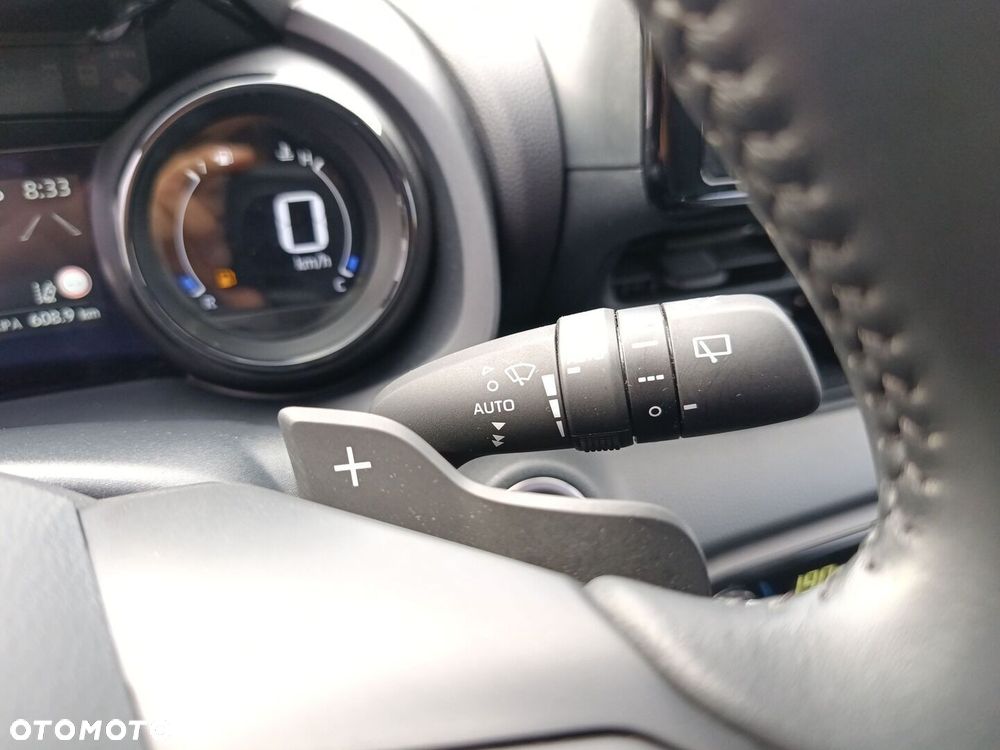 Toyota Yaris 1.5 Selection Style CVT - 28