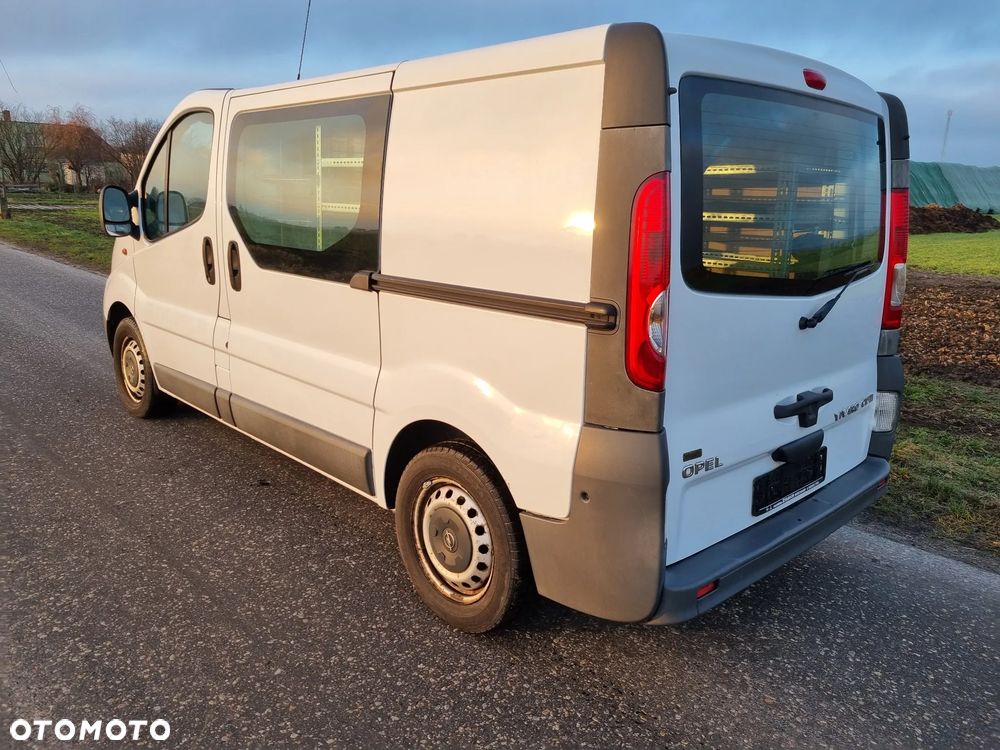 Opel Vivaro - 4