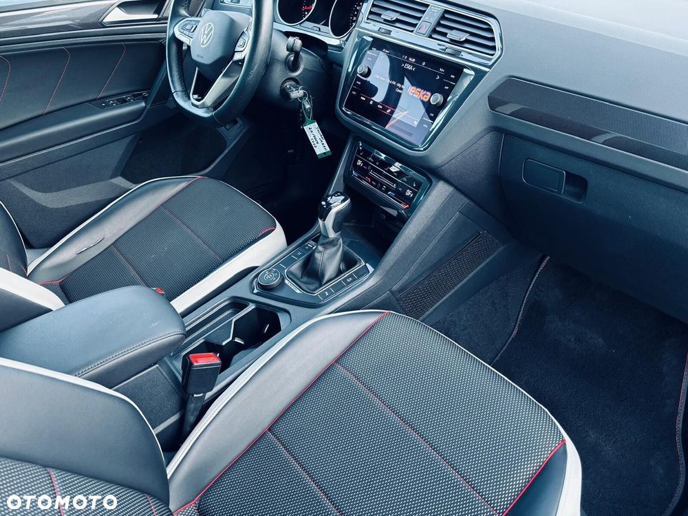 Volkswagen Tiguan 2.0 TSI 4Mot Urban Sport DSG - 16