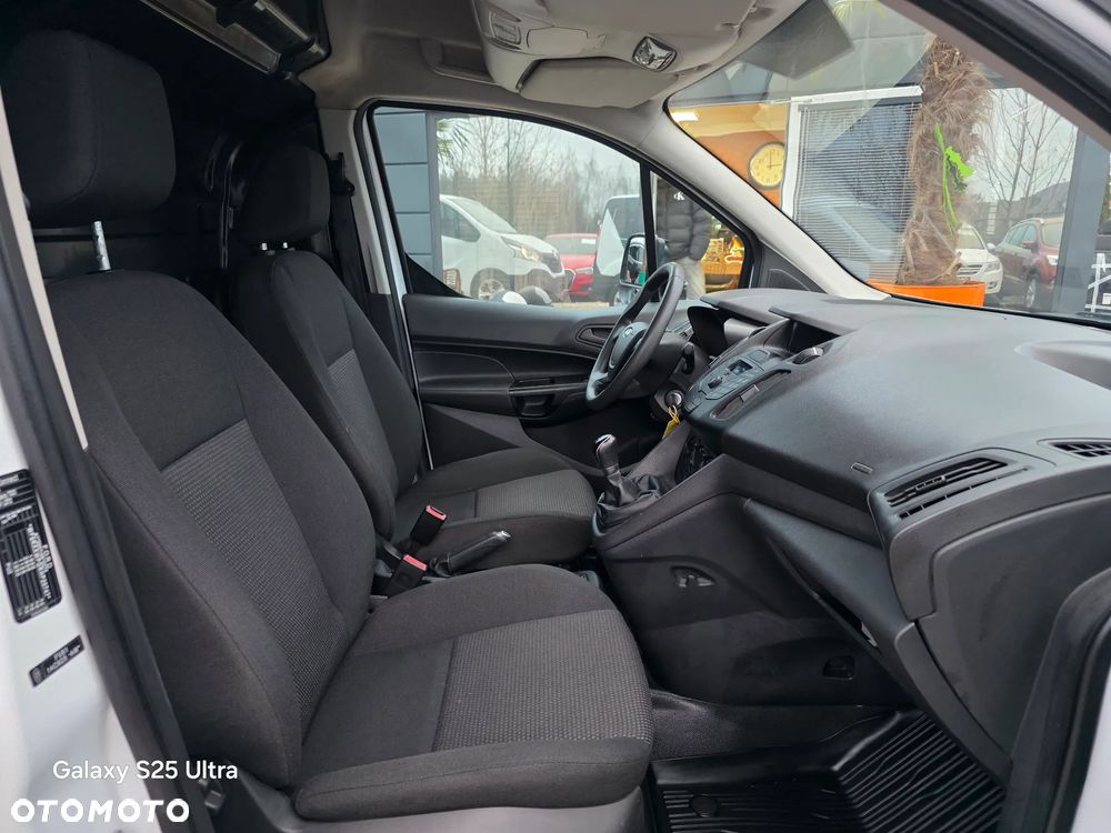 Ford Transit Connect - 36