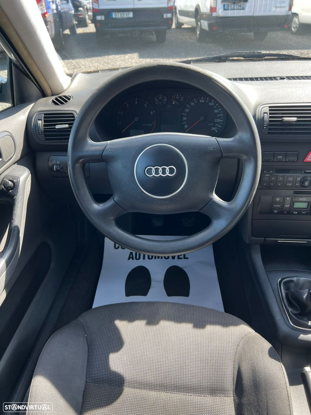 Audi A3 1.6 Ambiente - 29